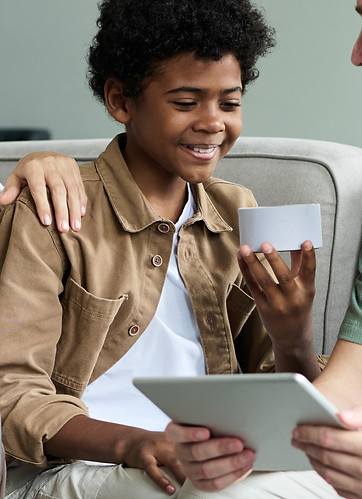 family-bonding-time-engaging-technology-together.jpg