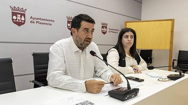 Rueda de prensa - El despilfarro de Pizarro