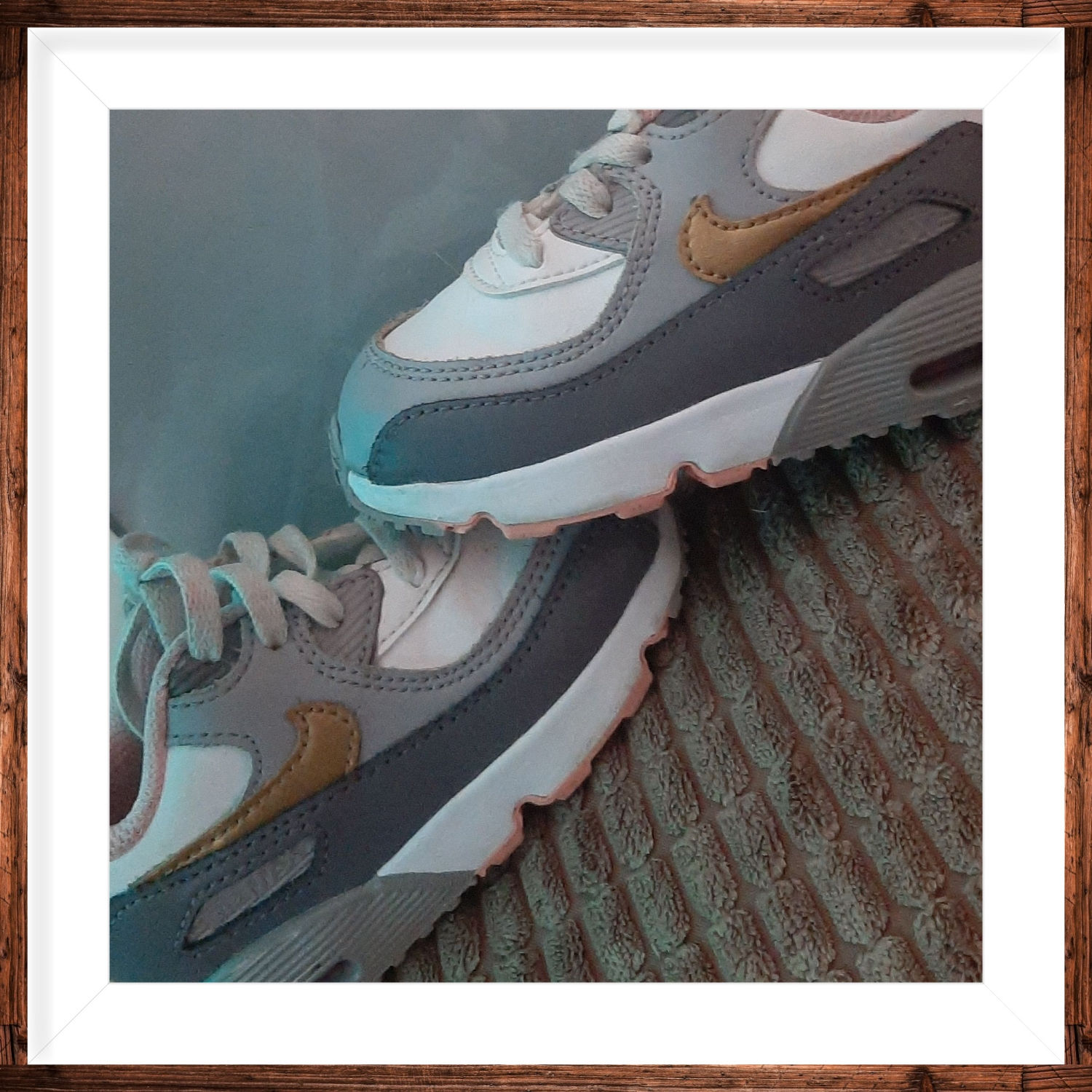 5.5 infant NIKES in Gently loved condition. No box postage included.