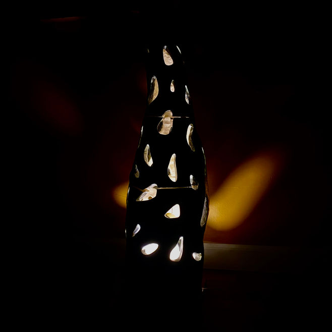 Série de luminaires céramiques de l'artiste & designer Franck Scala