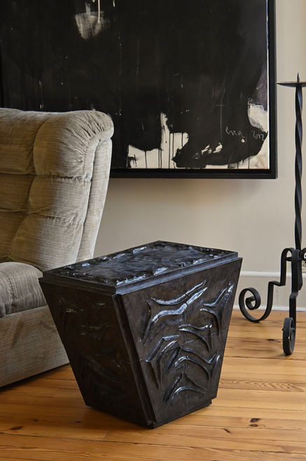 Collection de Mobilier en céramique de l'artiste & designer Mobilier Franck Scala - Table d'appoint en céramique / Bout de canapé en céramique