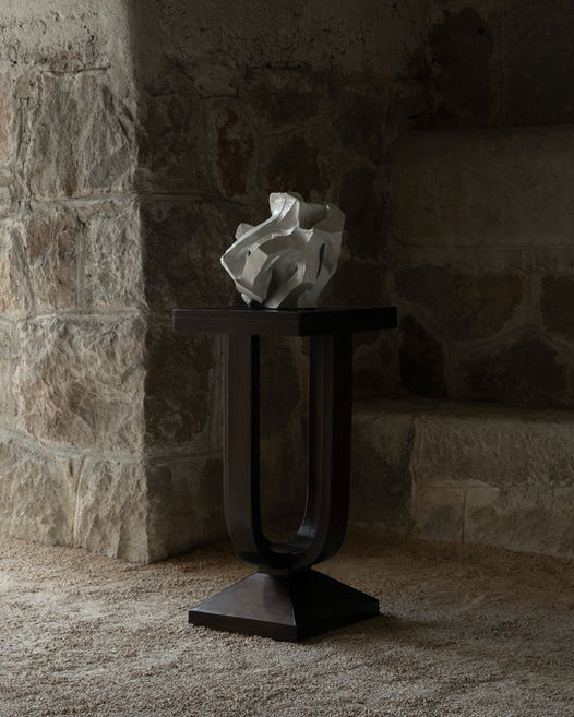 Entrelacs - Ceramic Intertwined sculptures collection of the french artist and designer Franck Scala. Collection de sculptures céramiques Entrelacs de l'artiste français & designer Mobilier Franck Scala