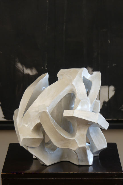 Sculpture Céramique de la collection Entrelacs de l'artiste & designer mobilier Franck Scala