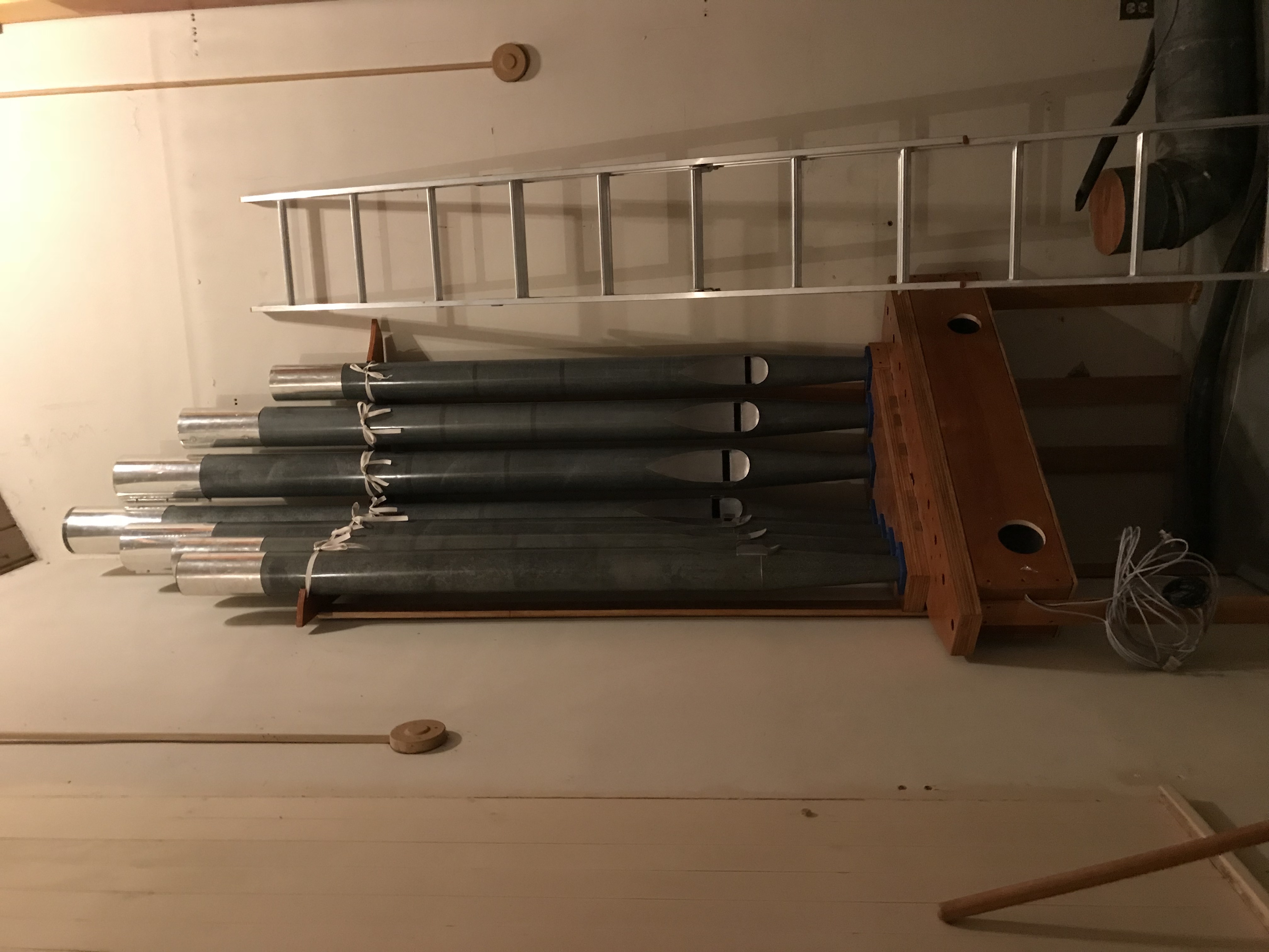New wind chest with big pipes!