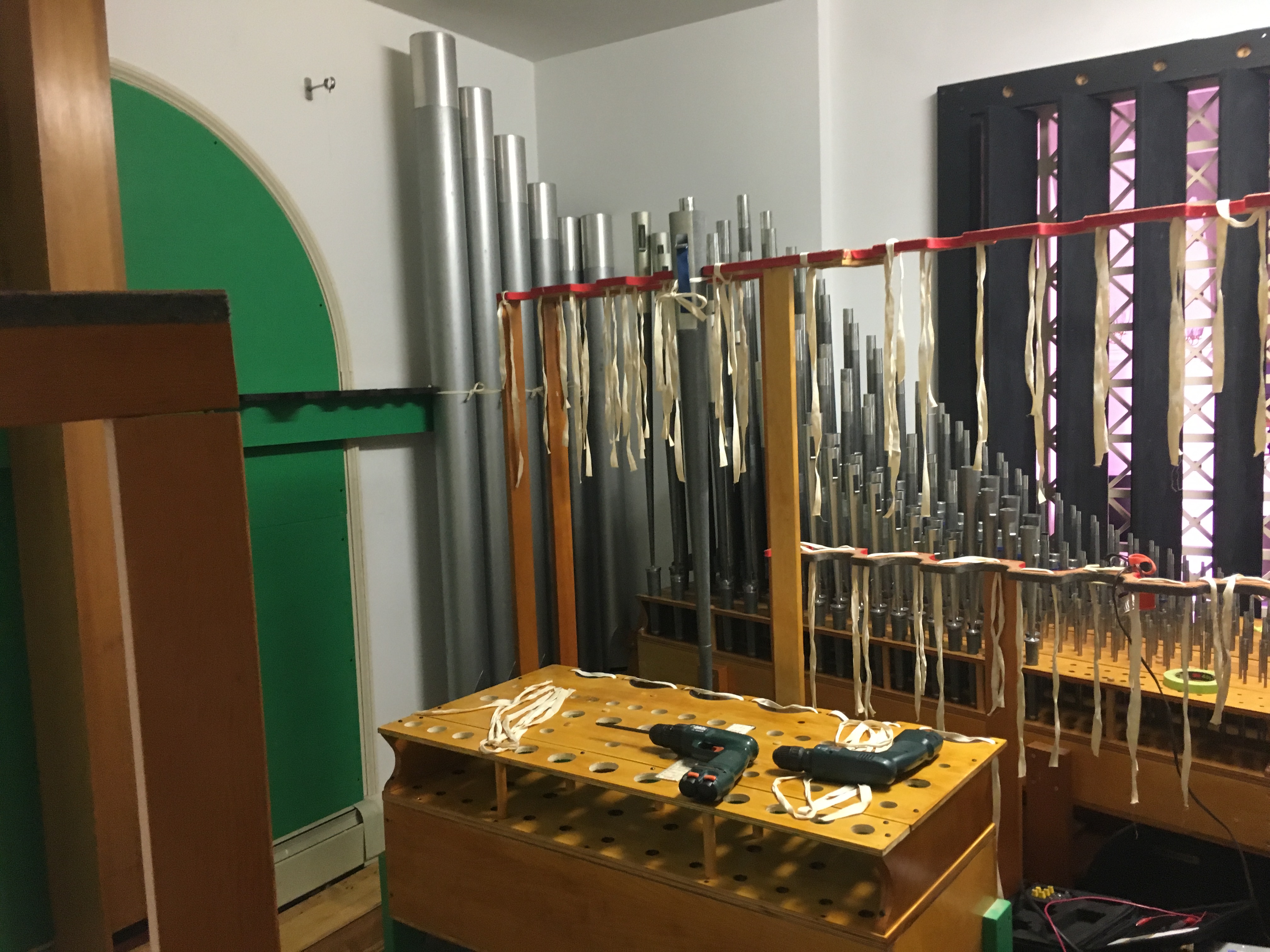 A few Swell pipes in place