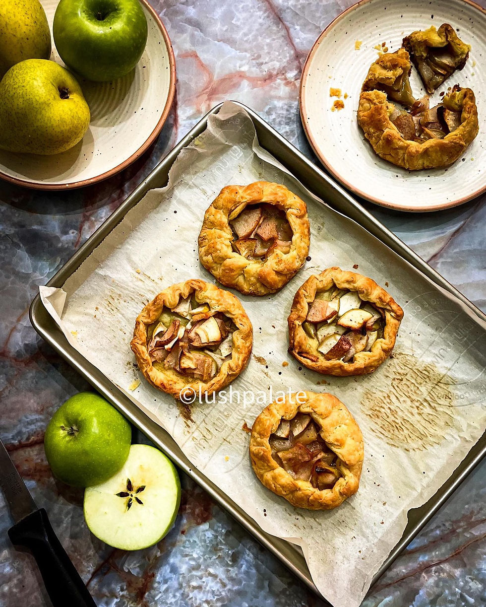 Petit Apple Pear Galette