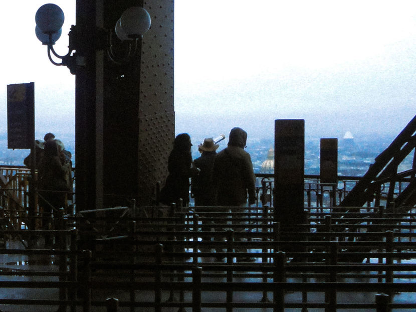 Faceless Faces, Paris 2
