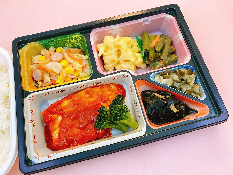 10月のご馳走の日は10月28日(金)ー「静岡県焼津産メカジキのトマト煮弁当(夕食)」