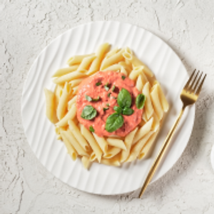 FETTUCCINE ALFREDO WITH CHICKEN