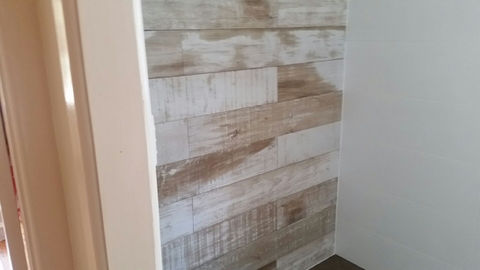 New feature wall in bathroom