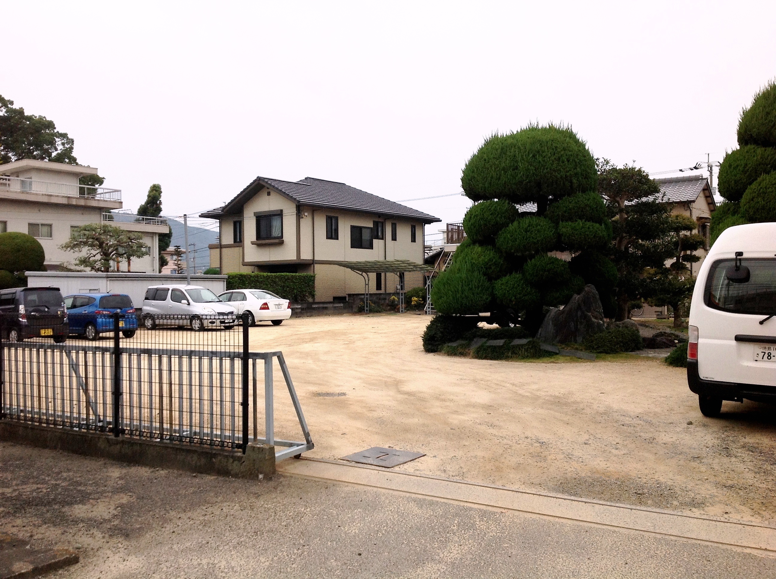 徳島みらい法律事務所の駐車場