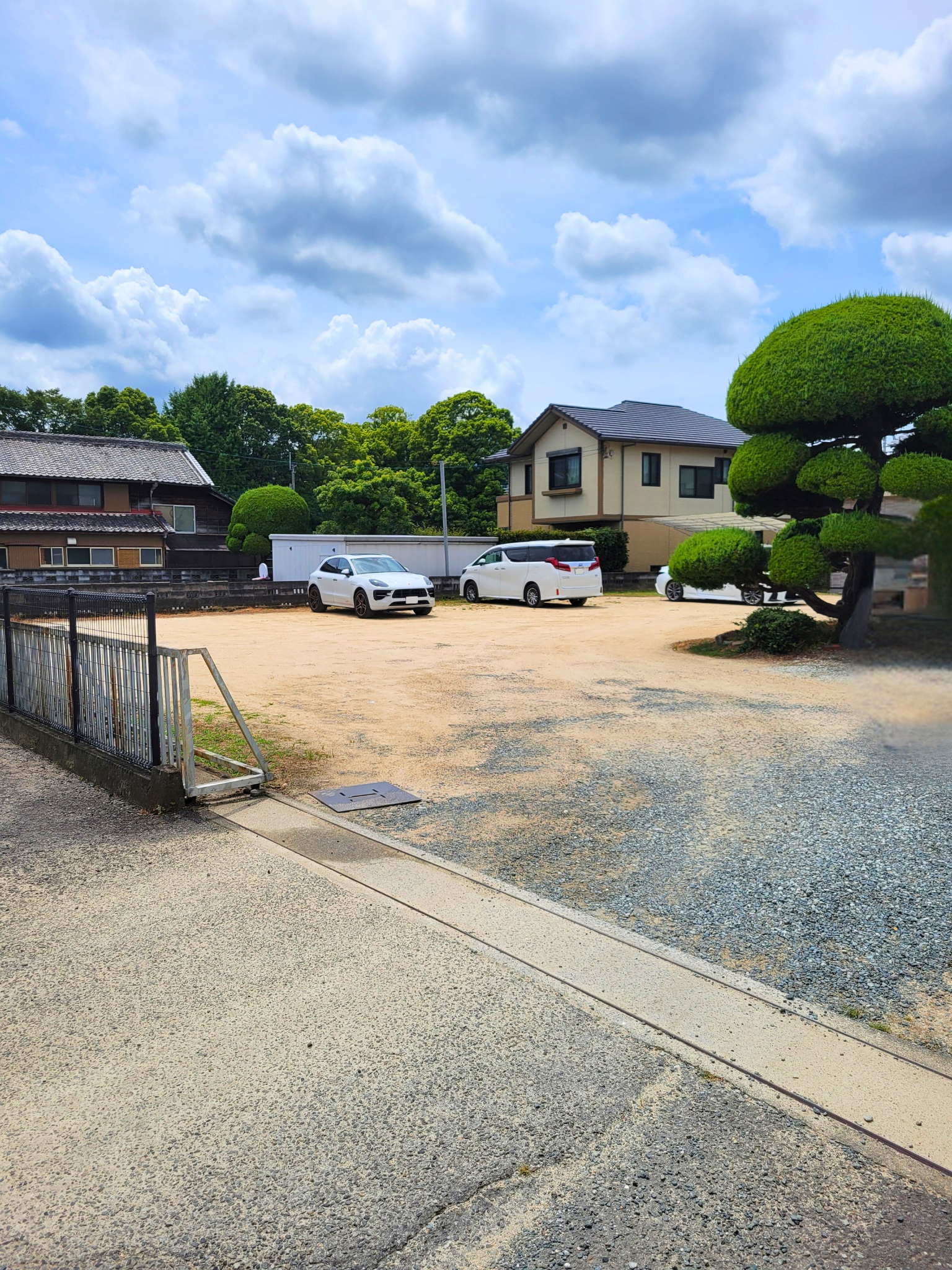 徳島みらい法律事務所横の駐車場