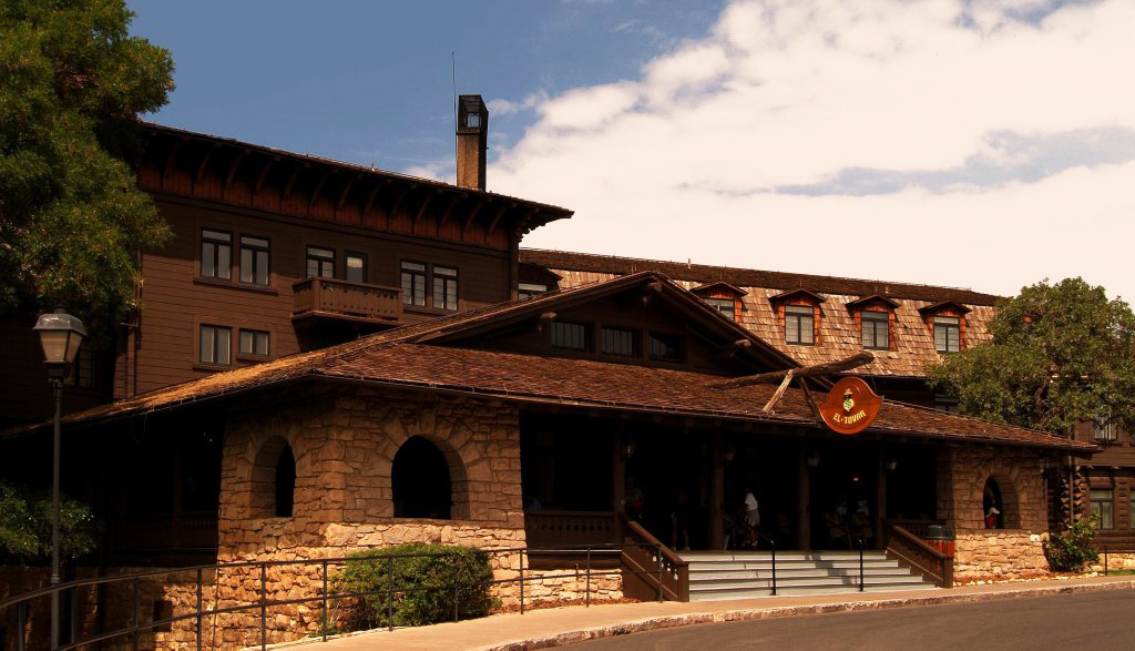 El Tovar Lodge
