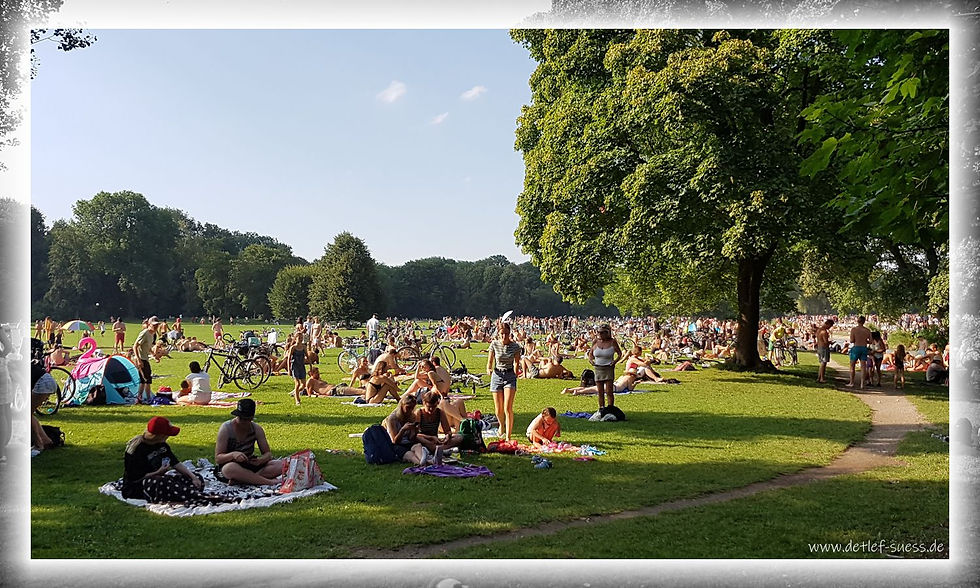 Viel los im Englischen Garten