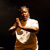LOIÁ FERNANDES