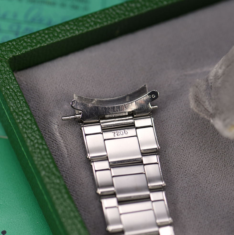 Thumbnail: 1968 Rolex 1675 GMT Master MKI Long E Dial Fuchsia Bezel. Full set