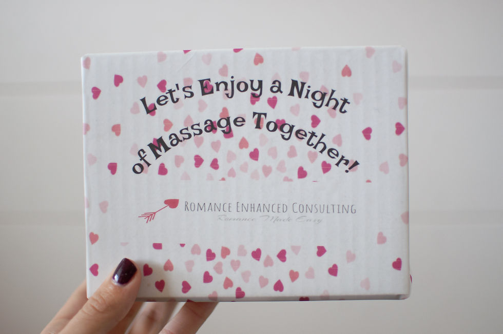 Thumbnail: The Night of Massage bedroom Game to spoil couples with a night of romance, blue and pink cards, DIY easy gift for couples