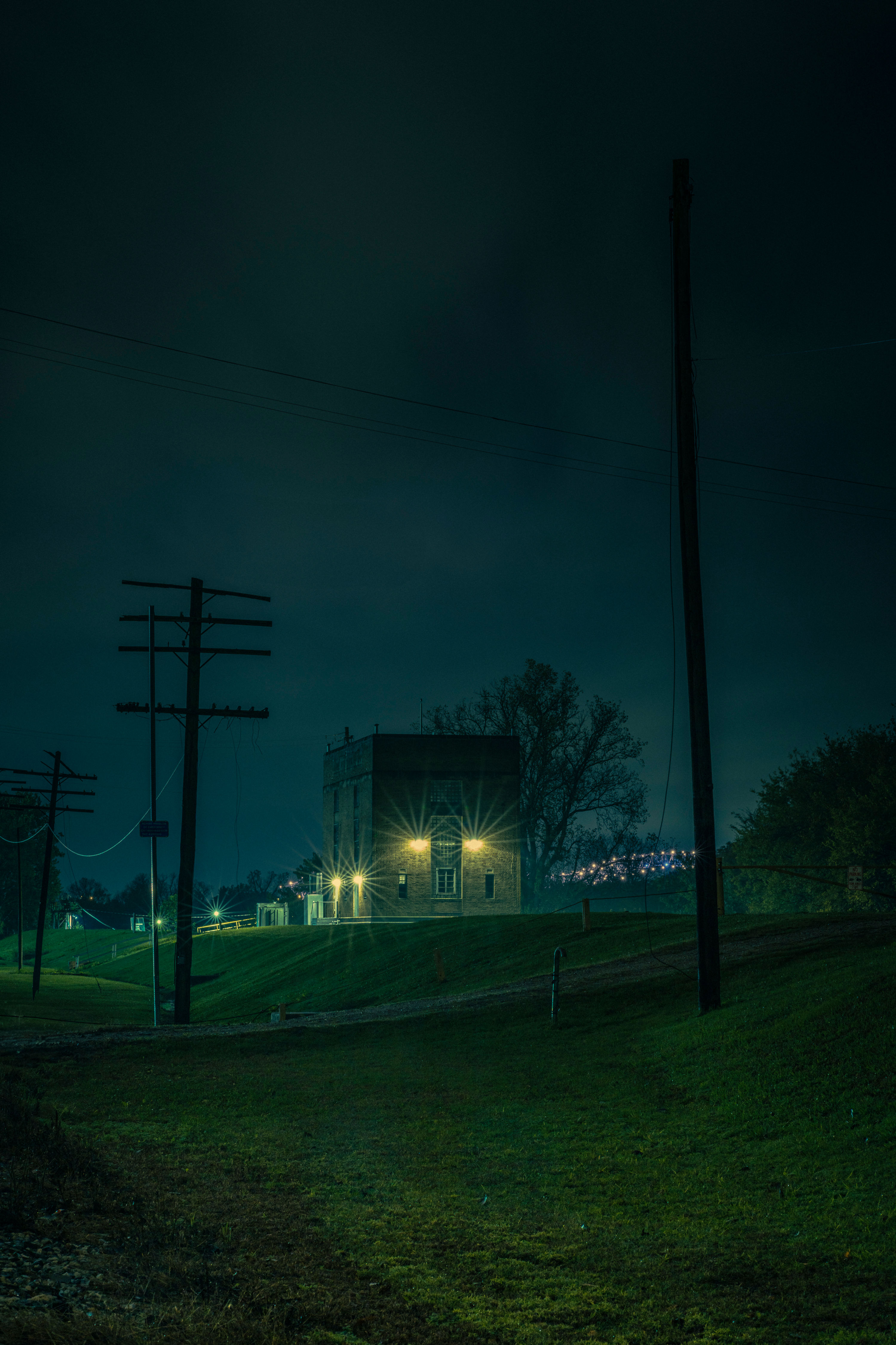 Gravitational Space Mindfield