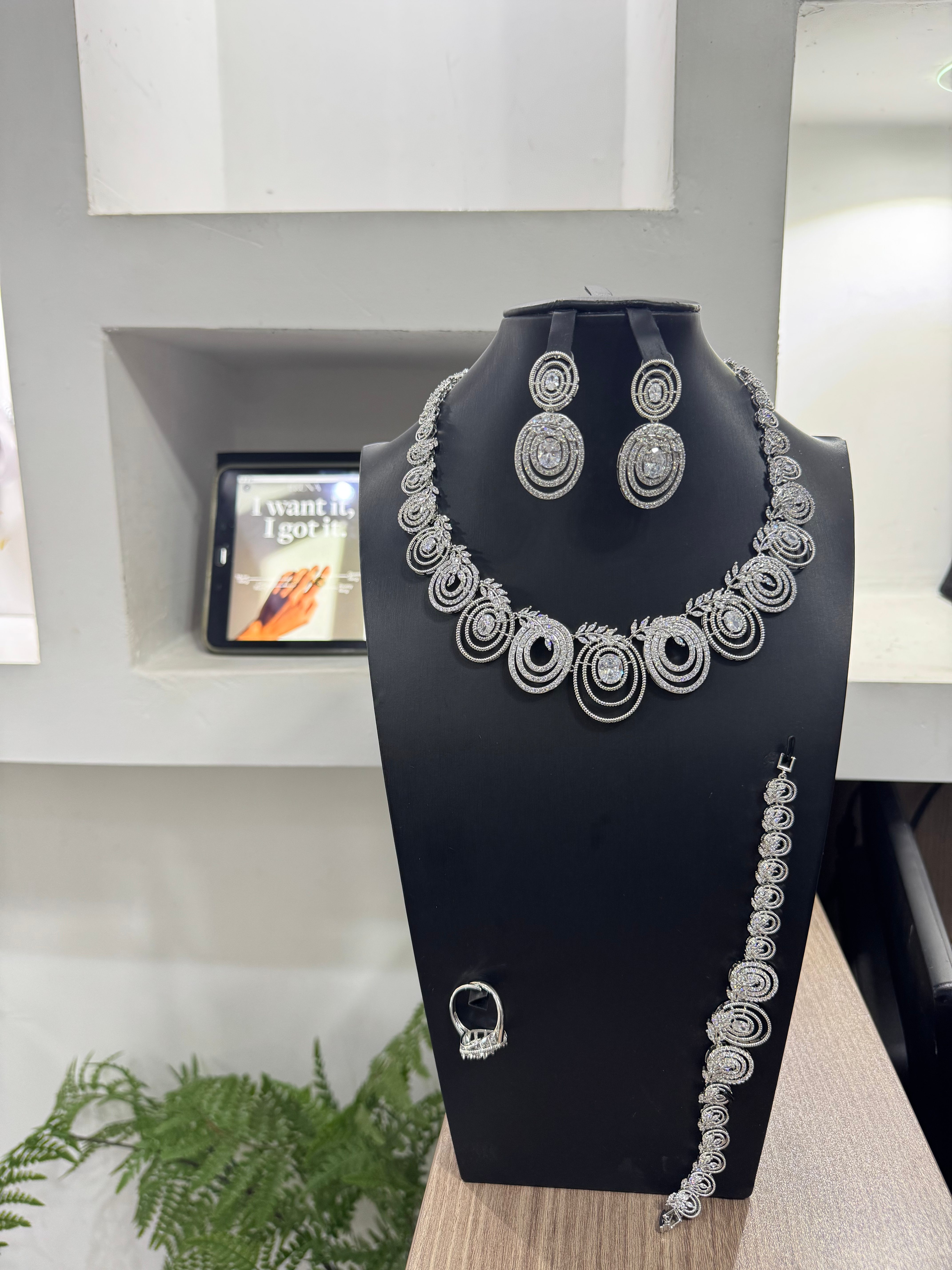 ZIRCONIA SETS