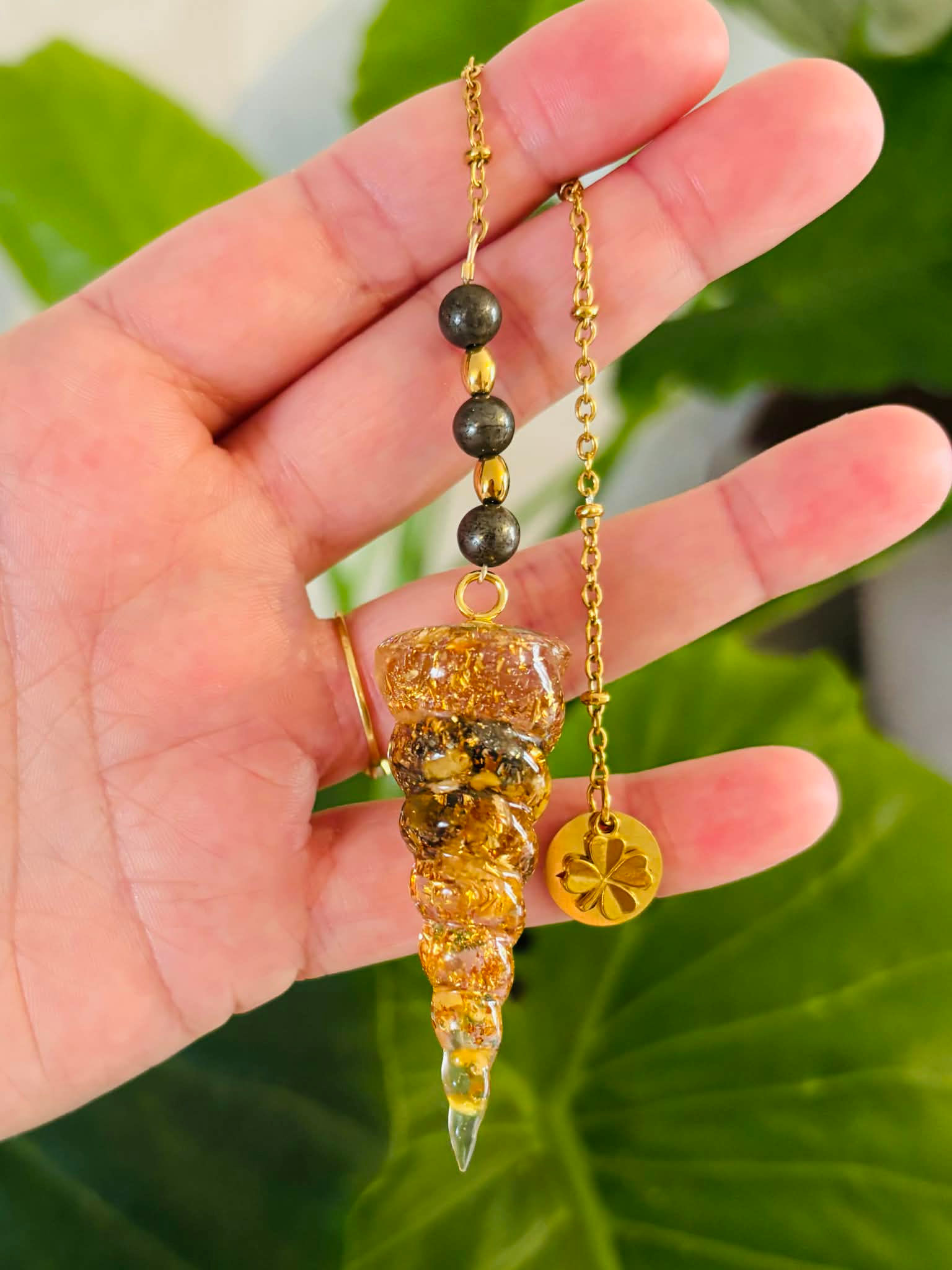 Pendule artisanal Orgonite - Modèle 12