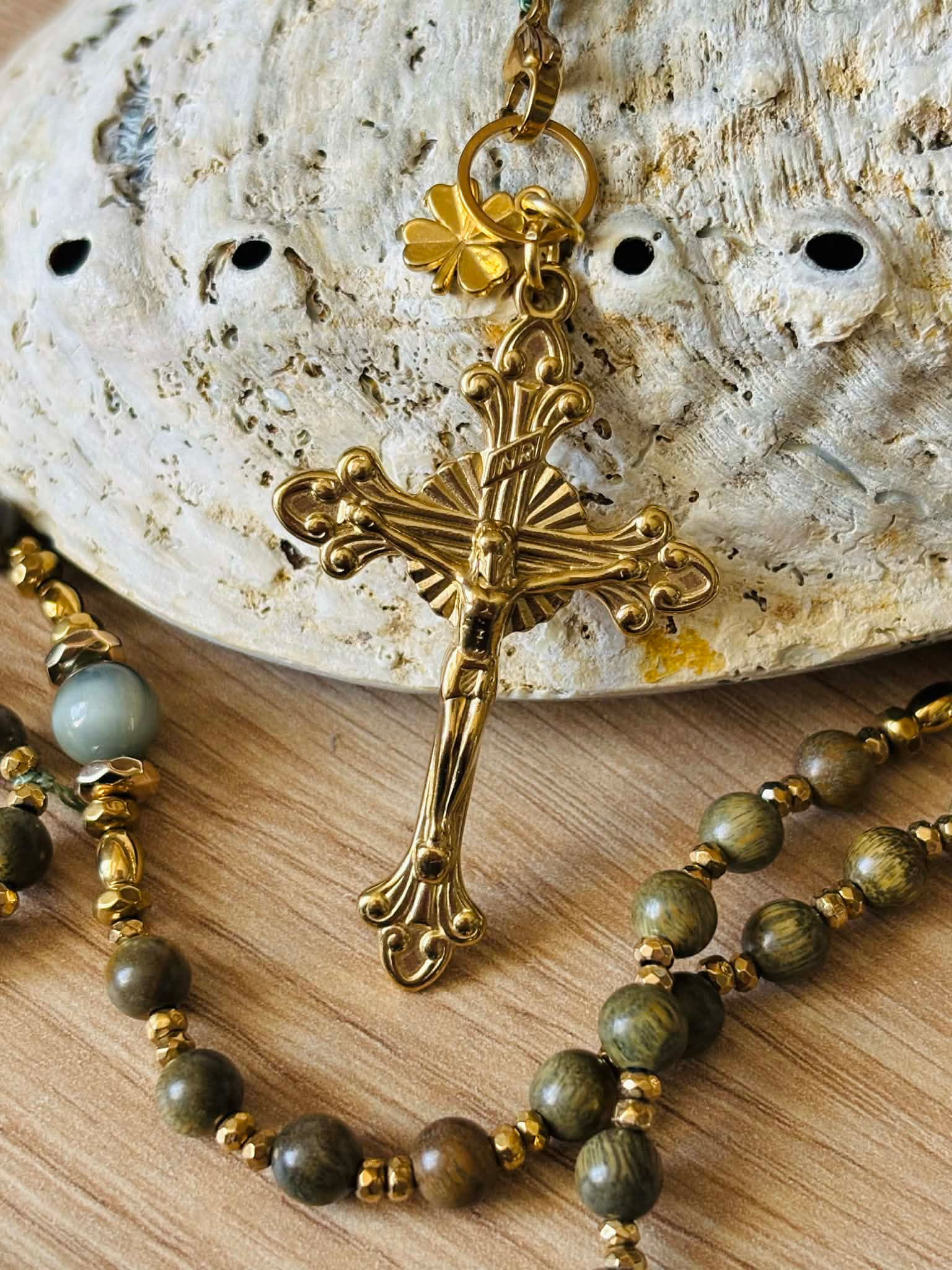 Pendentif Croix "Crucifix"