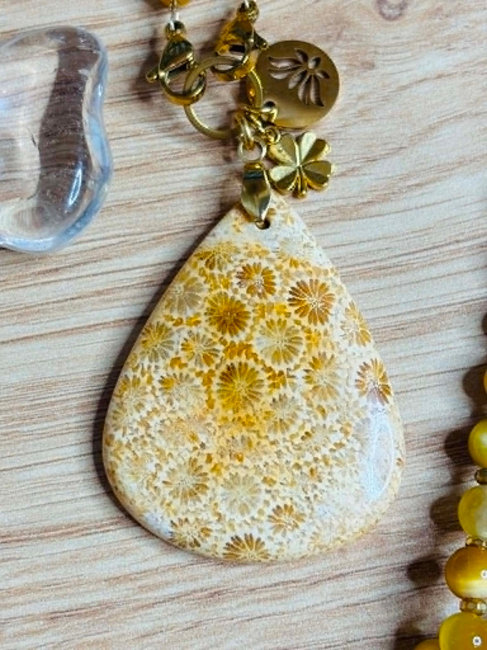 Miniature : Pendentif Corail Fossilisé