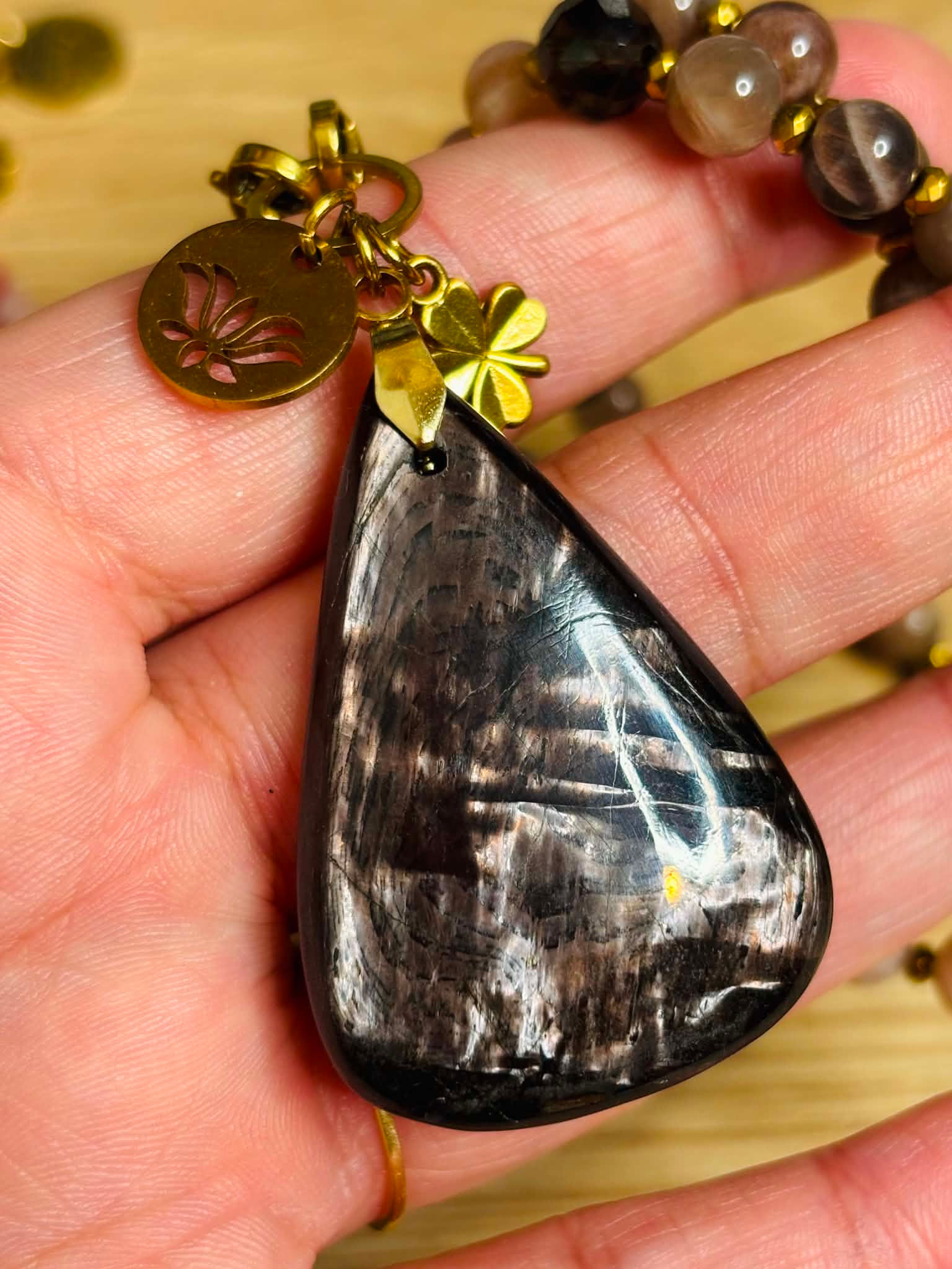 Pendentif Hyperstène