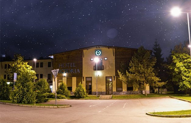 hotel victoria.jpg