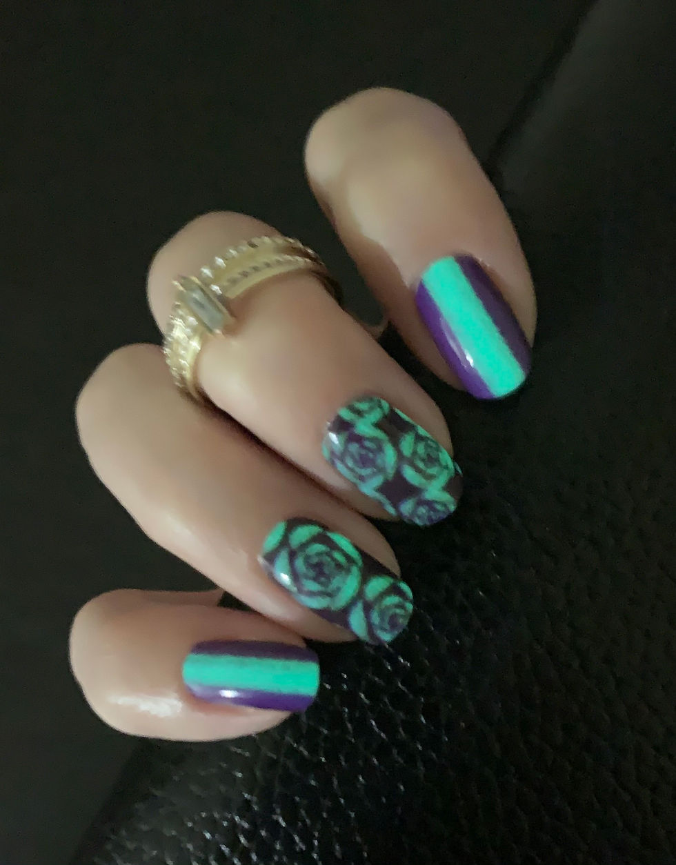 Thumbnail: Ultraviolet Roses (Glows) - CNG Exclusive ZB Series