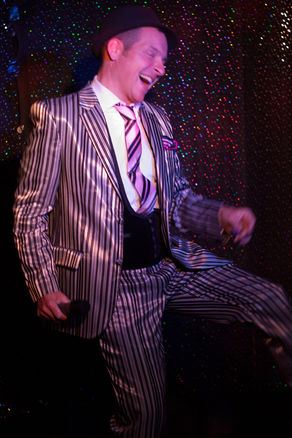 Entertainer Spotlight - Peter Scott