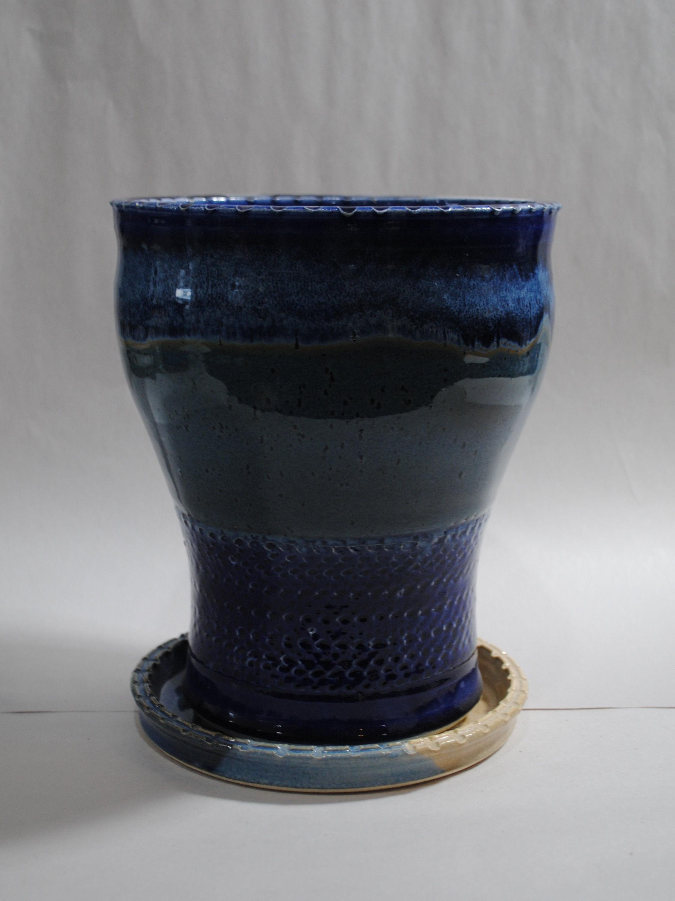 Flower Pot & Dish 003 Floating Blue