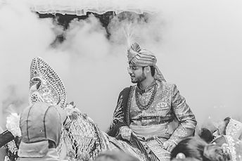 Barat capture by best wedding photographers india - HM Productions