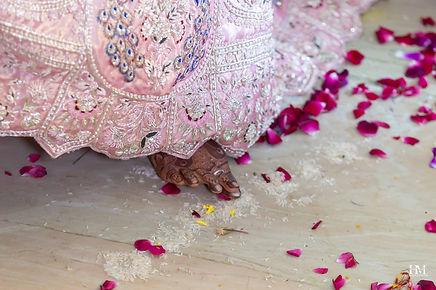Candid wedding moment captured during Diksha and Atul’s Jaipur wedding