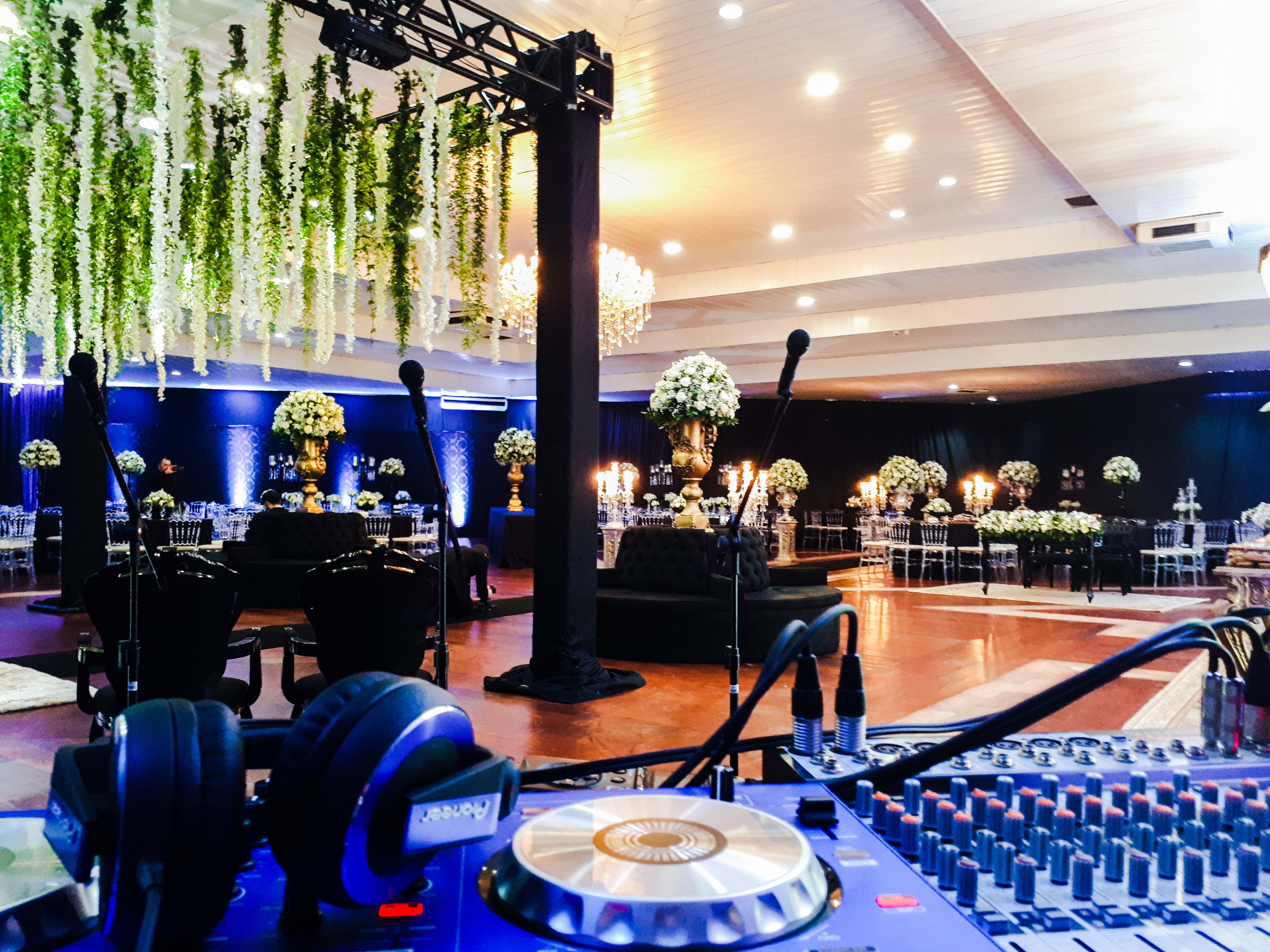 MHz Eventos | DJ, Som & Luz