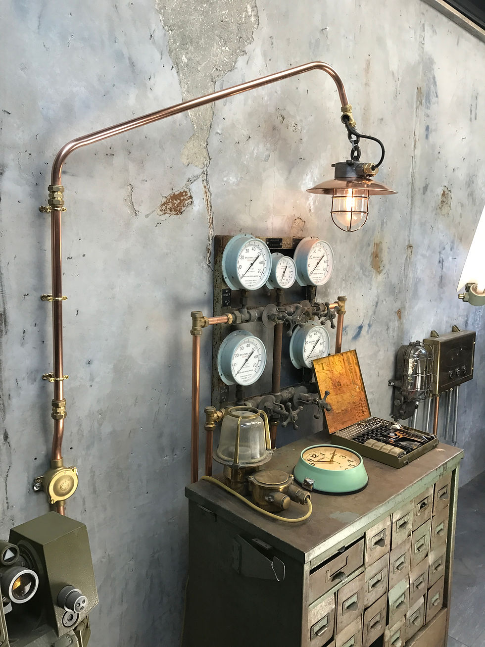 Thumbnail: Copper & Iron Cantilever Lamp