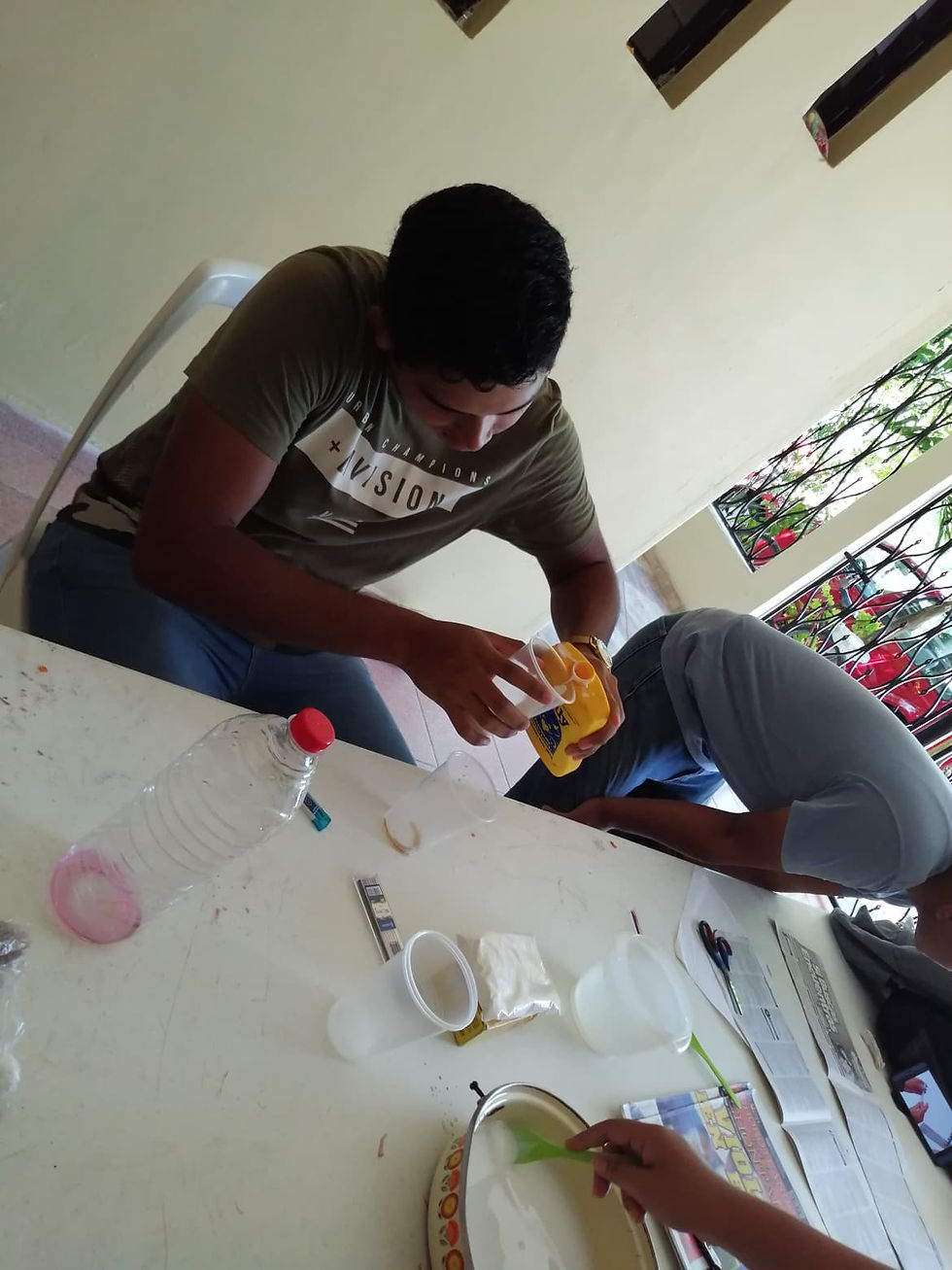 56938286_424007195068020_887187433571169