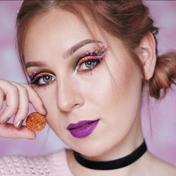 Light Brown / Medium Brown