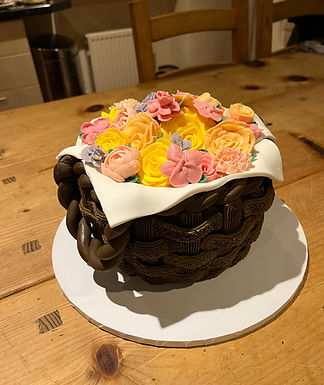 basket of flowers cake