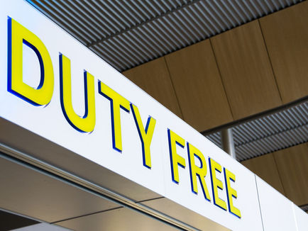 Tourists too drunk at Nassau Airport to board flight under controversial Airport alcohol practice