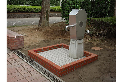 防災用の手押しポンプも取り扱っております。