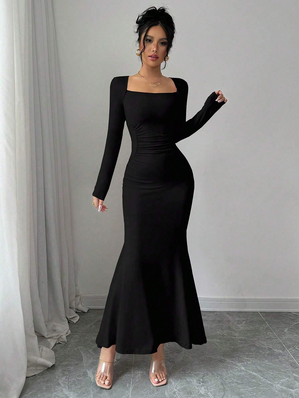 Thumbnail: Serena Long Sleeve Ruched Maxi Dress - Baby Blue
