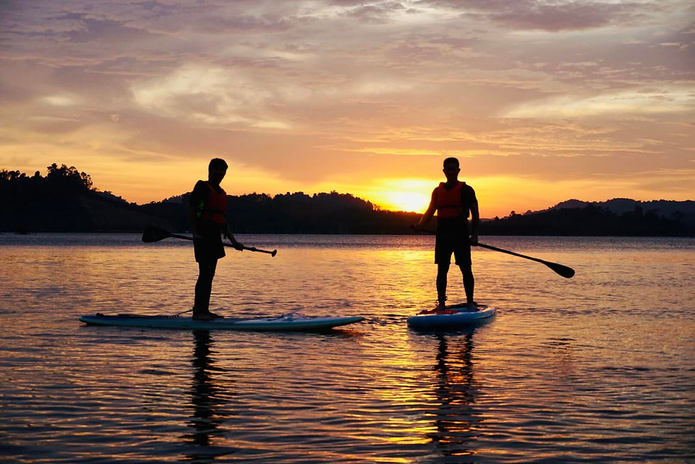 ภาพขนาดย่อ: กิจกรรมพายเรือแบบยืนบอร์ด
