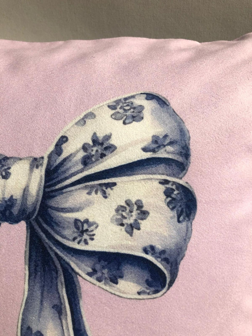 Thumbnail: nordhus-mavi-fiyonk-desenli-pembe-kirlent