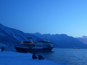 Aşk İki Kişilik Yalnızlıktır