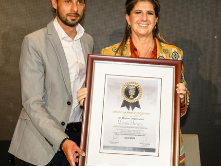 Martha Herrera es reconocida en la cumbre ‘1000 Empresas Más Importantes de México’.