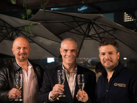 El pasado 7 de agosto tuvimos el honor de realizar nuestra cata maridaje con Tequila Las Catrinas en la Terraza del Hotel Kimpton Virgilio, dirigida por Gerard Roger , director de tequila la cofradía