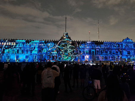 Luz sobre piedra: Maizz Visual transforma el Zócalo en una experiencia inmersiva de historia y arte.