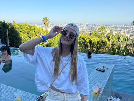 MARIA CLAUDIA QUINTERO, INFLUENCER COLOMBIANA ROMPE BARRERAS CON SU CONTENIDO EN ESTADOS UNIDOS Y LATAM.
