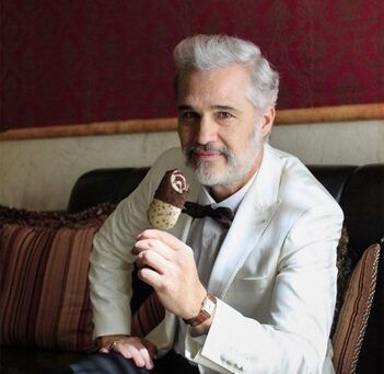 Juan Pablo Medina es el nuevo embajador de Magnum®
