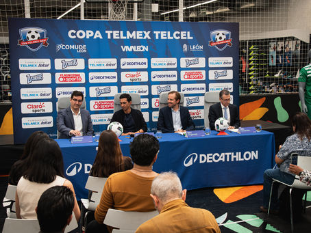 ¡Decathlon presenta el balón oficial de la
Copa Telmex Telcel 2024!